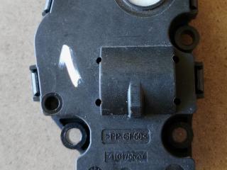 моторчик заслонки печки BMW 3 серия E90/E91/E92/E93 E90 2007, 2.0 л., N46B20BX, бензин, 6МКПП, sparkling graphite, седан, 410475520